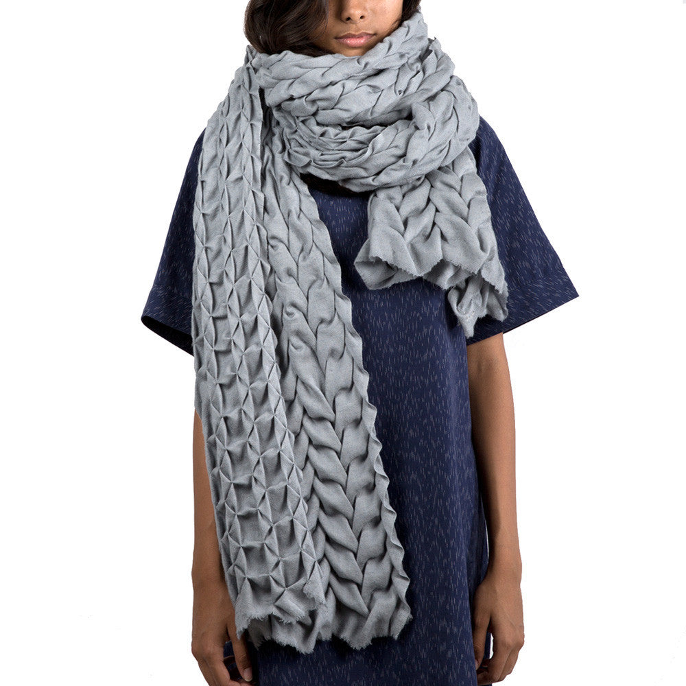 Ash Grey Structure Leaf Cashmere Scarf